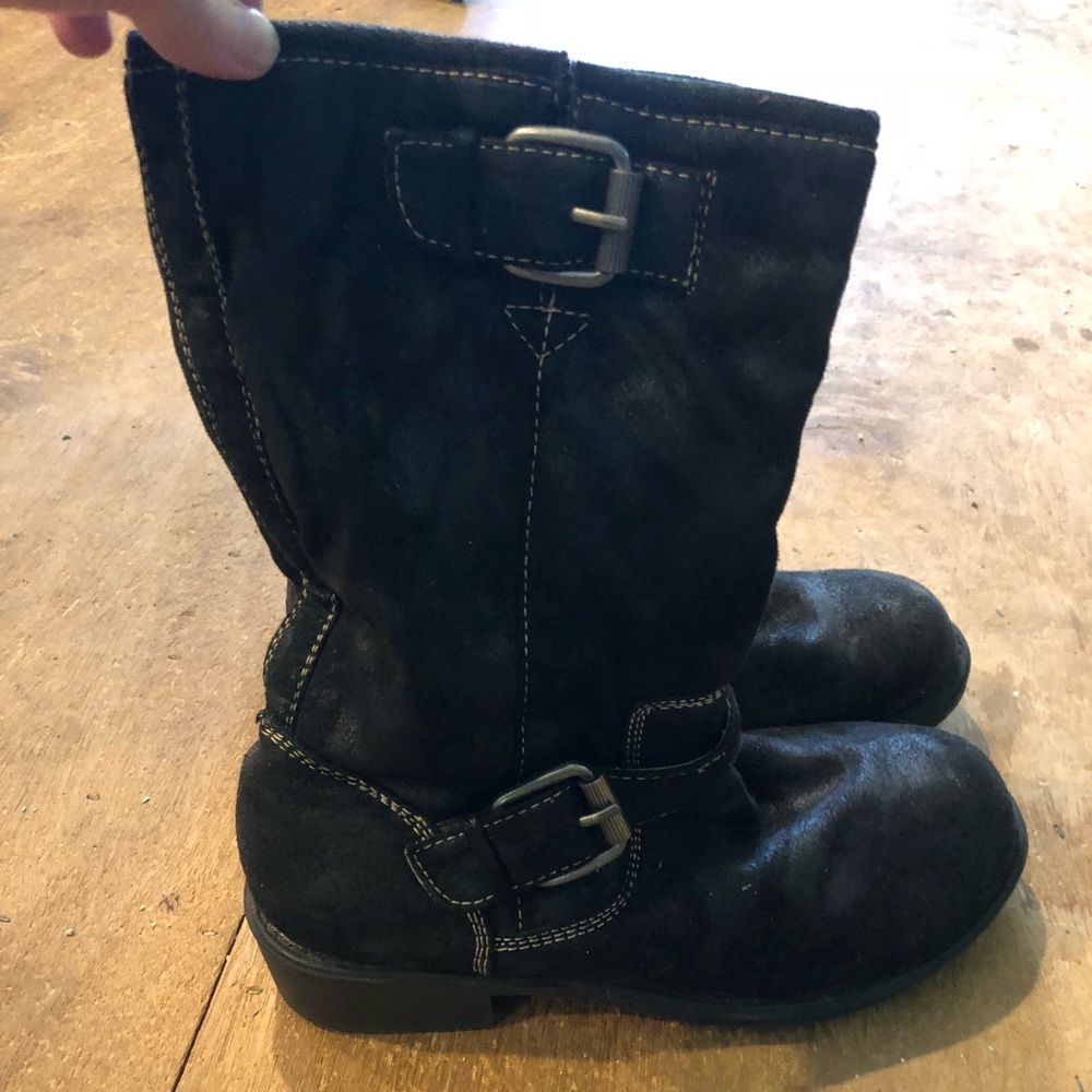 Faux suede/leather buckle boot